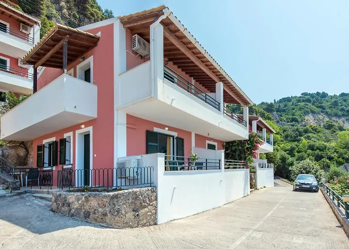 Corfu Amboti 公寓 *
